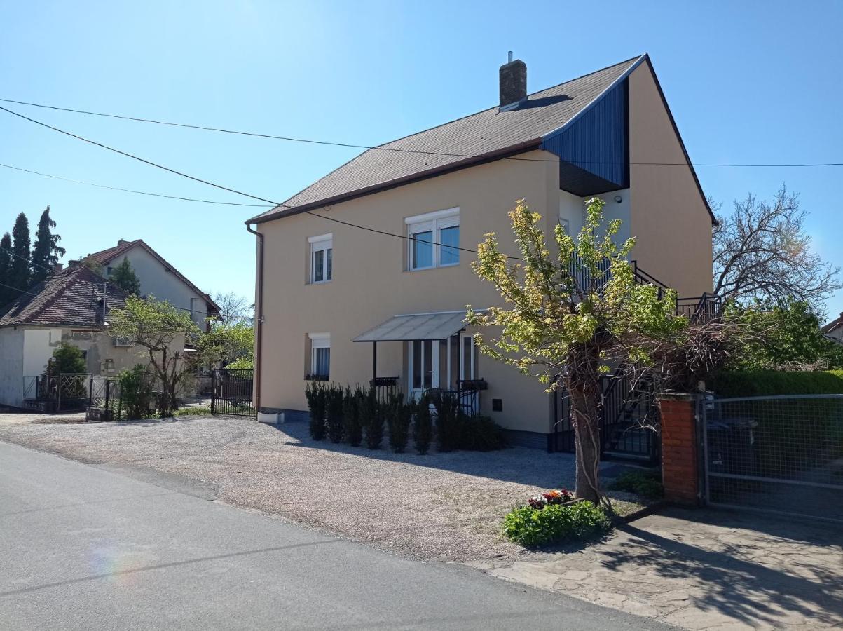 Joe Beach Apartman Keszthely Exterior foto